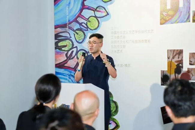 《峰境》·宗峰岩作品展： 一位影视工作者的艺术突围
