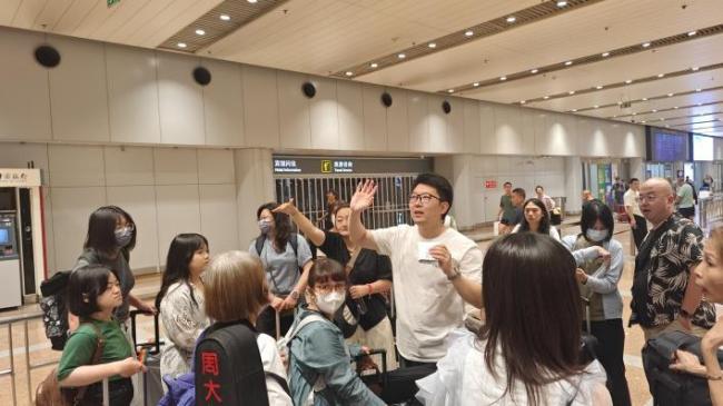 两岸一家，让爱起飞——北京青爱教育基金会与台湾周大观文教基金会联合主办公益交流活动圆满举行