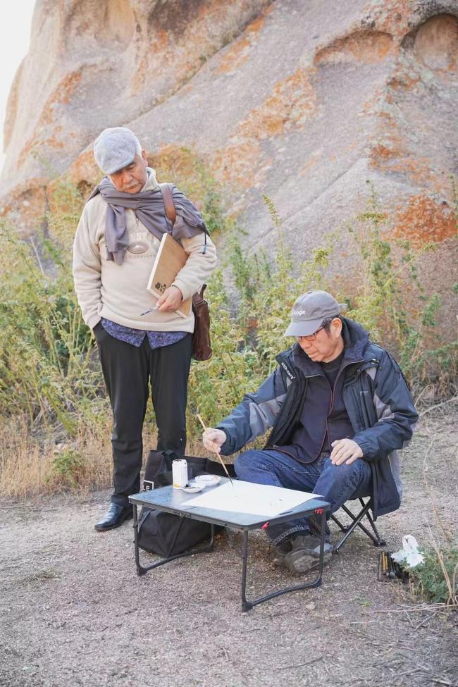 走遍中国——中国文促会美术家写生创作行动走进新疆