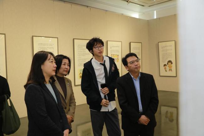 “异彩绽放——首届全国ADHD艺术展”在京开幕