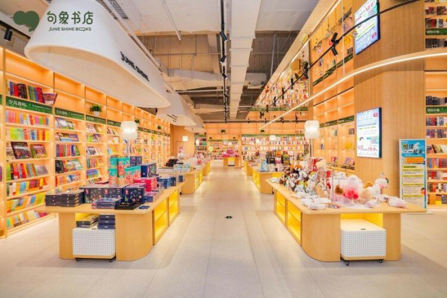 书香润江城，学大教育句象书店入选武汉“2025年度十佳阅读推广空间”