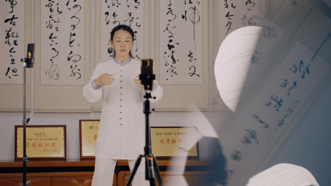 河洛快闪尽显太极风华，行业顶尖太极课程简橙依托名师梯队建设深耕太极教学