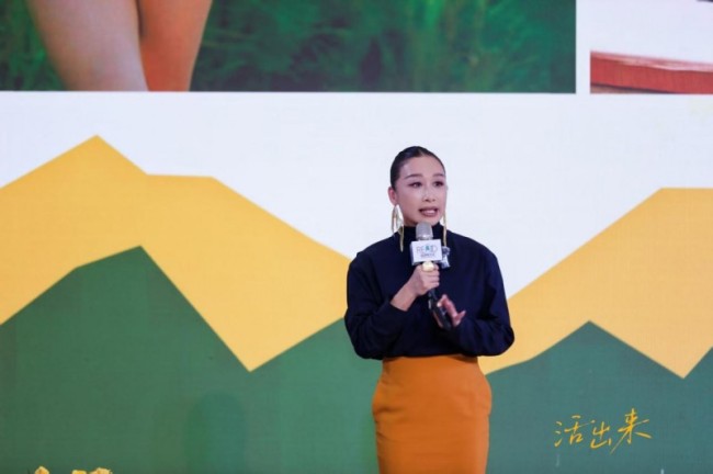新书《活出来》深圳首发，12位女性觉醒故事引共鸣