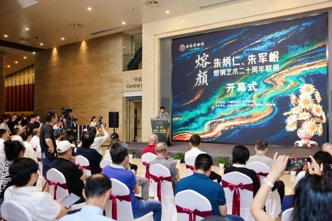 熔铜艺术20周年：朱炳仁朱军岷首度联展，把东方美学玩到极致