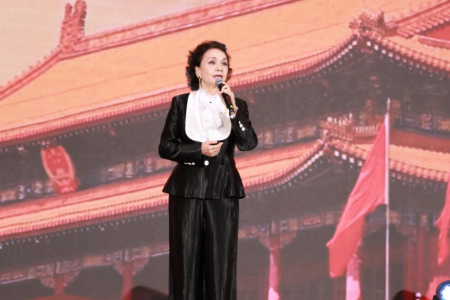 “九九重阳・快乐生活”第八届重阳节公益晚会在京举办