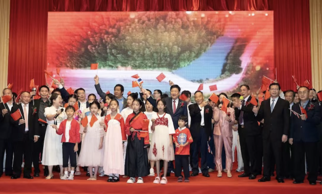 中泰建交五十周年暨广西侨界交流联谊会在曼谷隆重举行