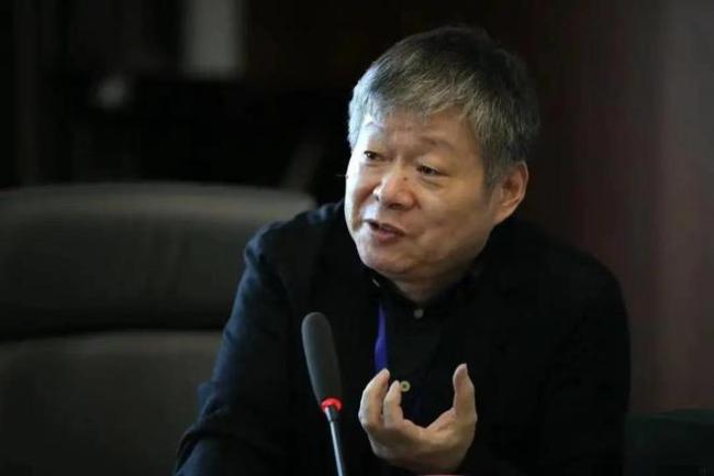 高考作文阅卷老师：允不允许学生对命题材料质疑？ 