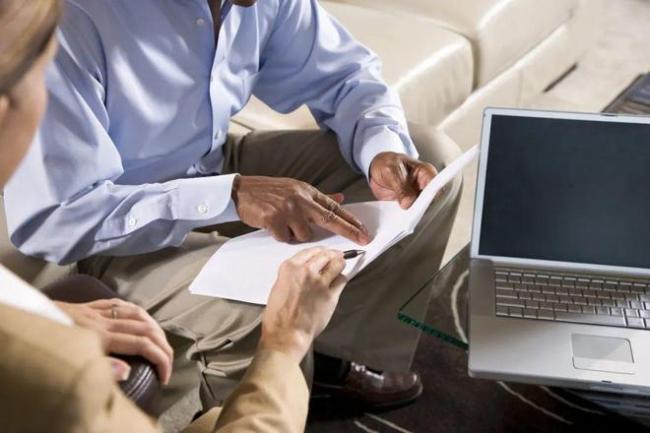 高考报志愿暴利生意 收费好几万5分钟出方案