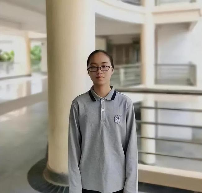 2023年高考状元不仅分数相当炸眼，连家庭背景都令人惊掉下巴