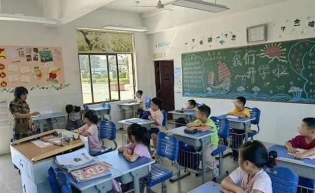江苏某学校开学一年级仅有3人，全校99名学生！