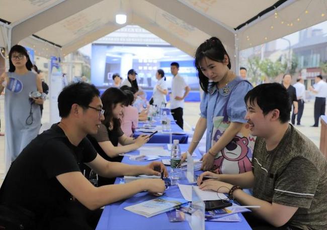 第一学历成污点？北京一985硕士，因本科学历普通被多家企业婉拒