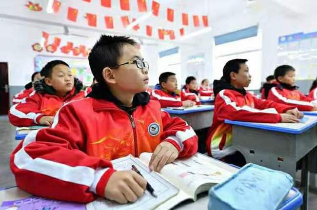 放假通知:2024中小学寒假时间来了!家长难以接受