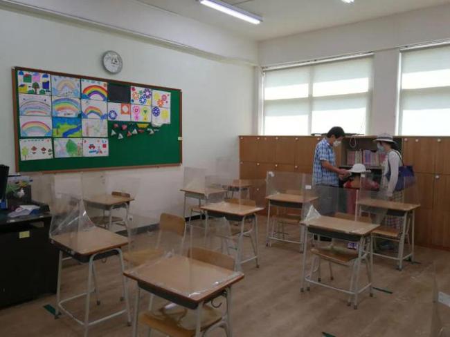 四年辗转三个国家四个城市,孩子上学怎么适应?