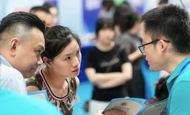 100多所高校集体“断档”上千个专业招不满，文科生破防了！