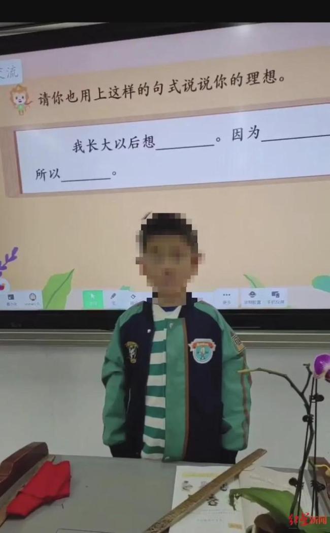 这所中学设“学霸就餐区”，学得好了吃好的，学得孬了吃黑窝窝？