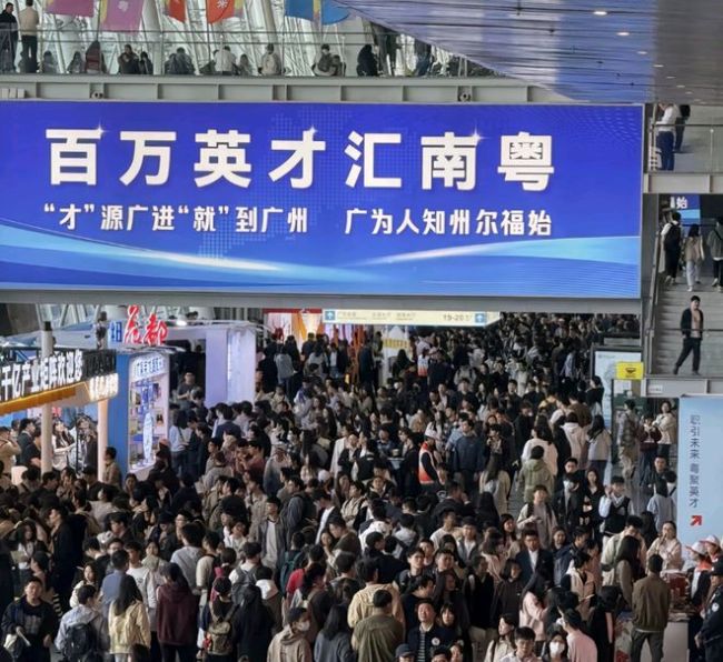 名校生身上若有这“两个特质”，他们的就业，注定比普本生更难！