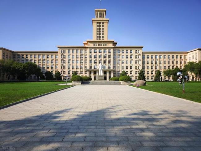 今年前20名高校出炉，投档线高低决定大学名次？