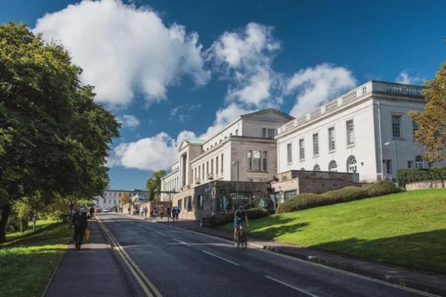 每年被骂得最凶的几所英国大学?