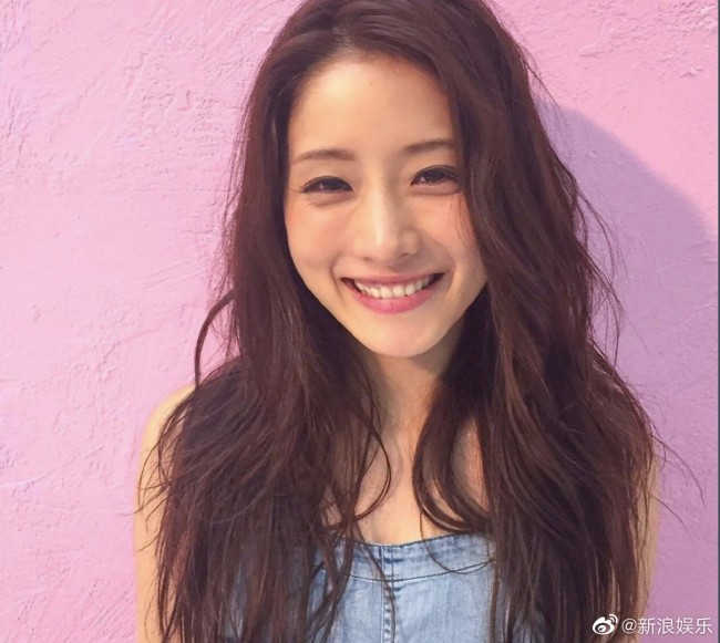 日本女星石原里美感染新冠 已停止工作隔离观察