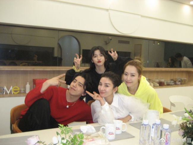 尴尬！被质疑为了事业假离婚 蔡卓宜：我离得很干净