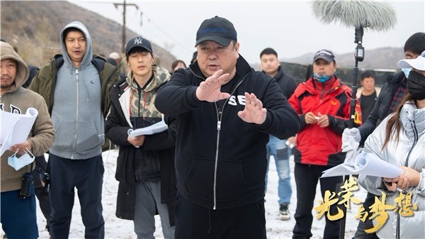 专访《光荣与梦想》导演刘江：“怎么讲”比“讲什么”更重要
