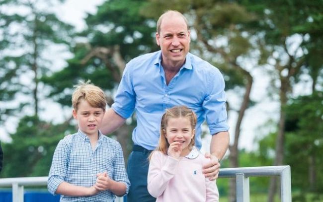 威廉带儿女参与活动 7岁乔治王子身高已到爸爸胸口
