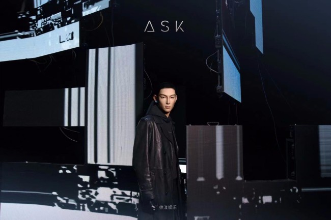 德漾娱乐官宣中国首位超写实虚拟男模Ask 官宣概念短片以“诞生、苏醒”立意