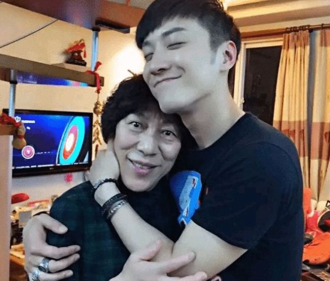 乔任梁父母回应恶评：想给更多抑郁症患者做个榜样