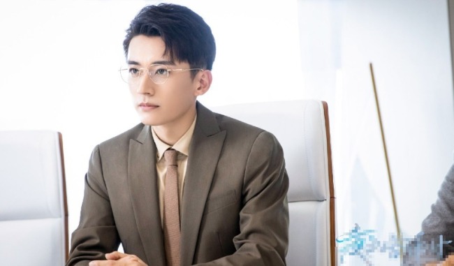 张予曦刘学义恋情曝光？ 男方收工后直奔女方家中