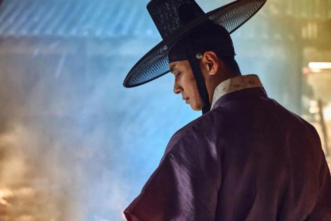 塌房3年的顶级演员 复出了！