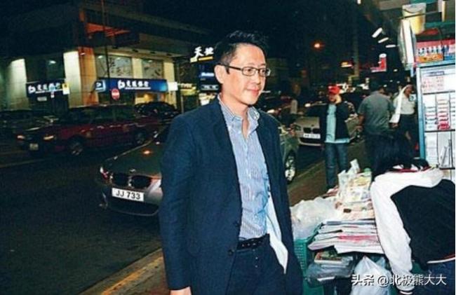 李嘉欣晒夫妻合照庆结婚15周年李嘉欣老公个人资料及简介5