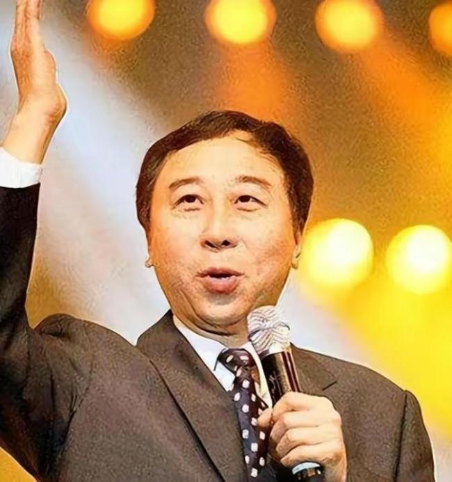 著名相声演员冯巩低调40年的老婆没想到竟然是她