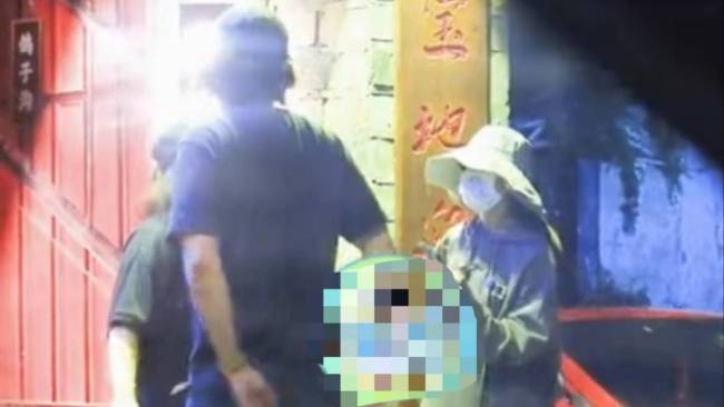 萬茜老公被爆料前一家三口看電影 男方早前就被曝出疑似出軌