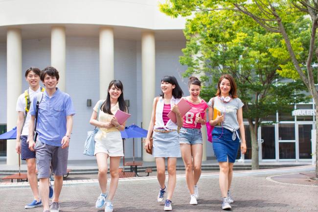 大学需要一门职场知识课：若何碎纸，若何开垦票、专票和普票什么永诀？