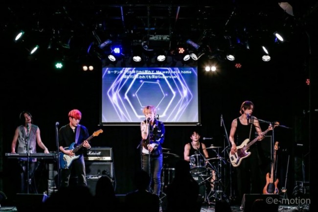 2Z：从模特到摇滚新锐，这支韩国独立乐队如何征服全球？