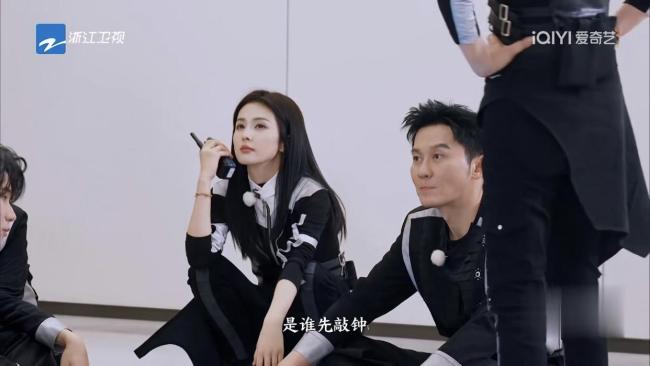 跑男这期收视率好高 敢玩真拼赢口碑