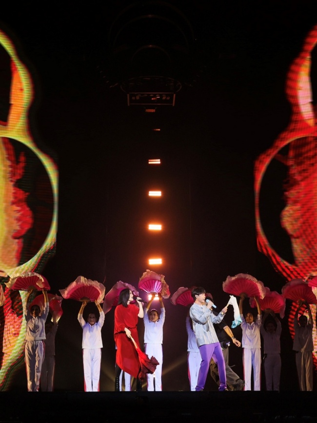 重逢约定「奢侈」上演 徐佳莹巡演返场首站上海圆满唱响