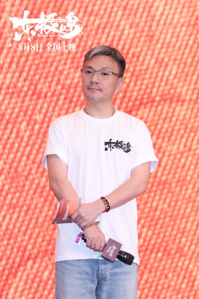 《东极岛》亮相上影节“华语巨制巡礼” 朱一龙、吴磊、倪妮“生猛”投入“野入味了”IMAX特制拍摄带来震撼巨制
