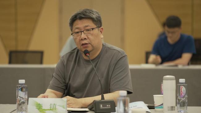 聚焦影像叙事与乡村生态:电影《水草长生》教学实践影像创作研讨会在河北美术学院举办