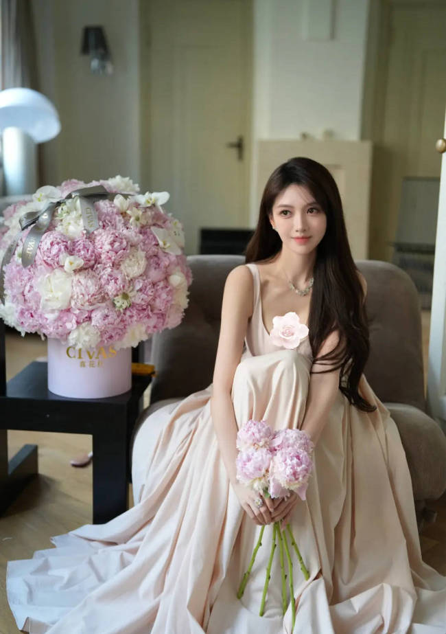 叶柯不建议女生花钱做医美：眼睛大小没那么重要