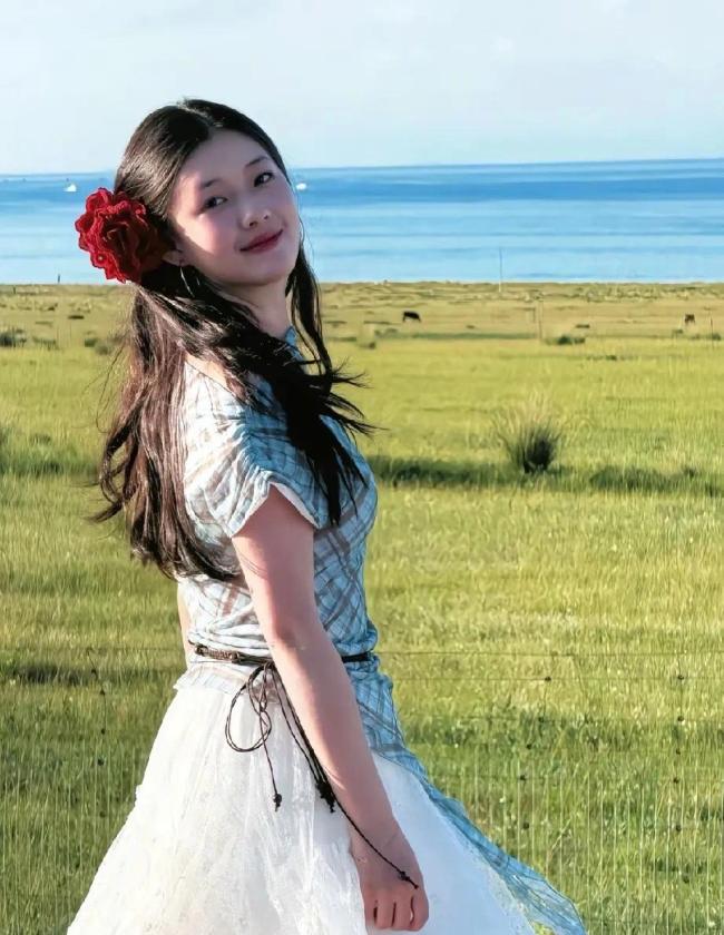 酷似大S走红女生删除 热度过后再回归