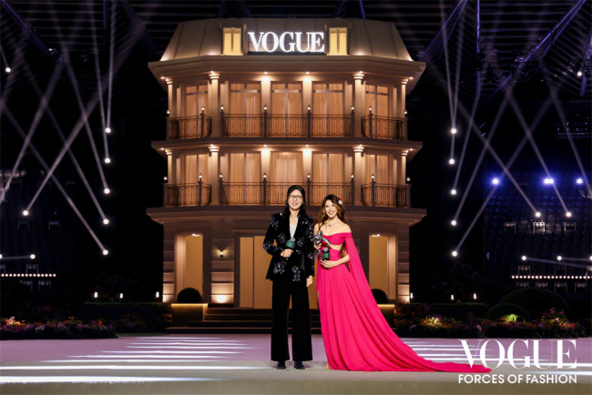 2025VOGUE时尚之力盛会： 百花齐放序新章