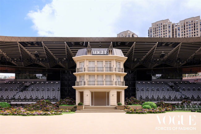 2025VOGUE时尚之力盛会： 百花齐放序新章