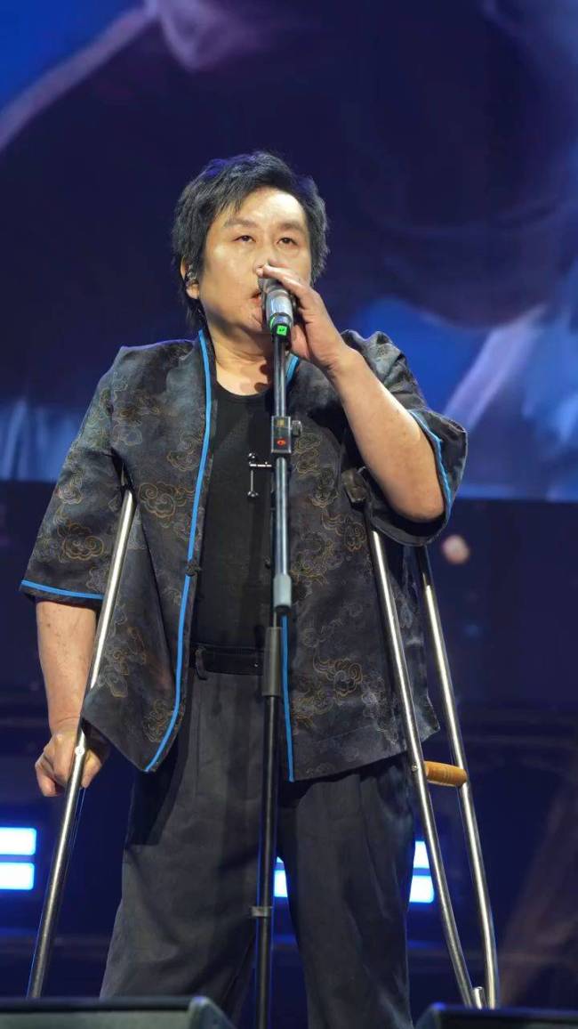 郑智化发文致歉：登机不顺引发情绪波动