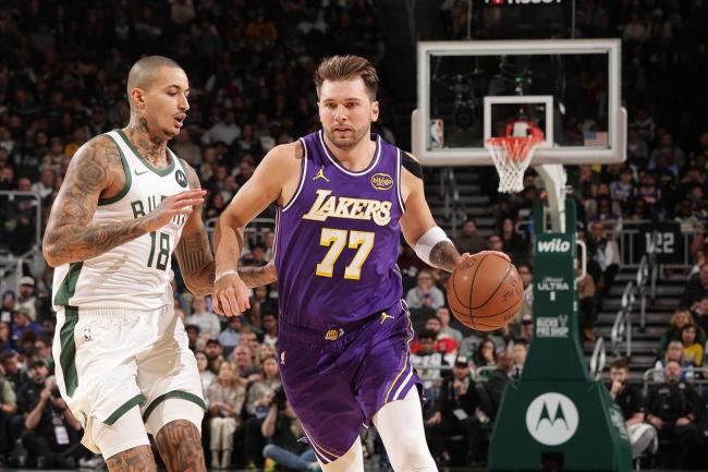 湖人魔术师！东契奇vs雄鹿轰41+9+6集锦 创21世纪最佳