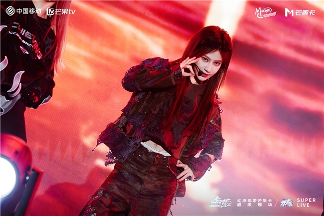 无限X Super Live超级现场｜成都上演飒爽唱跳局