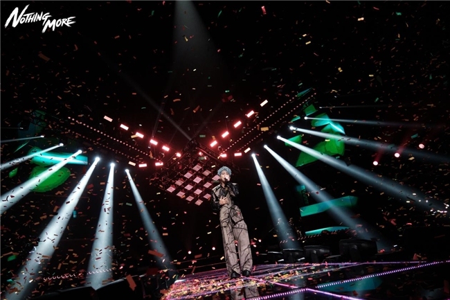 苏醒重庆演唱会暖心落幕,山城元素点燃“真心之约”