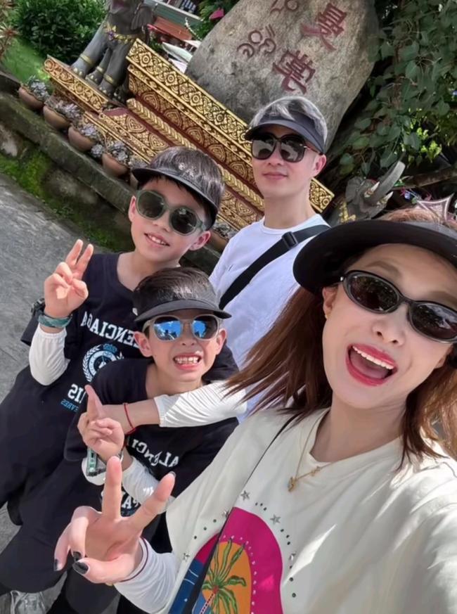 上海主捏程雷高调复出！离开4年情景可以，网友号令带货东谈主气超高 老粉情怀接待纪念