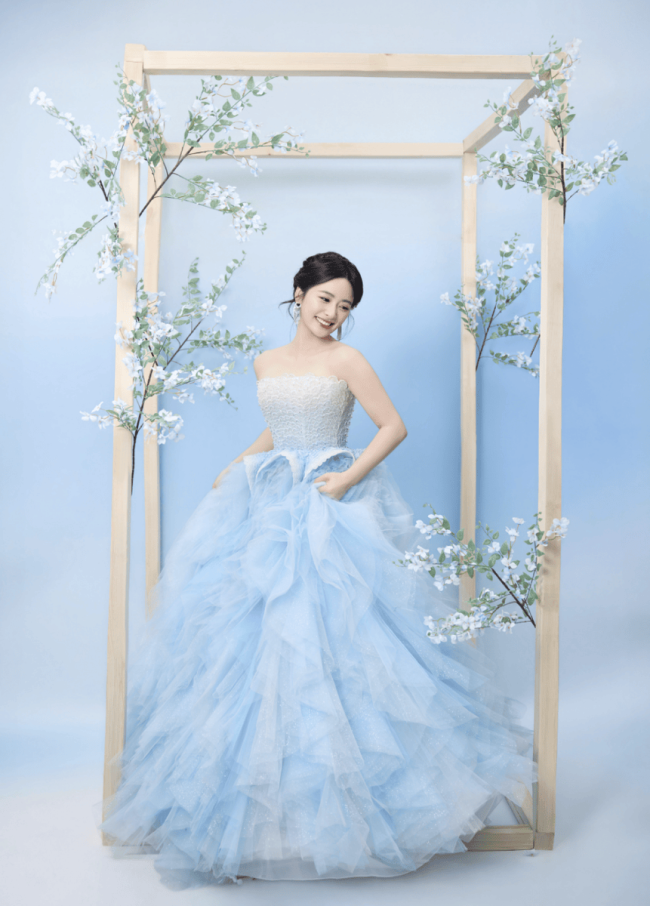 沈月纱裙造型气质柔和 薄纱遮面烂漫灵动甜美可人