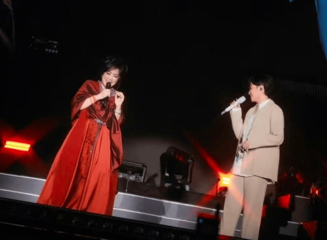 �����ŭ����ԥ�ݳ������췽��������̬�ȶ���